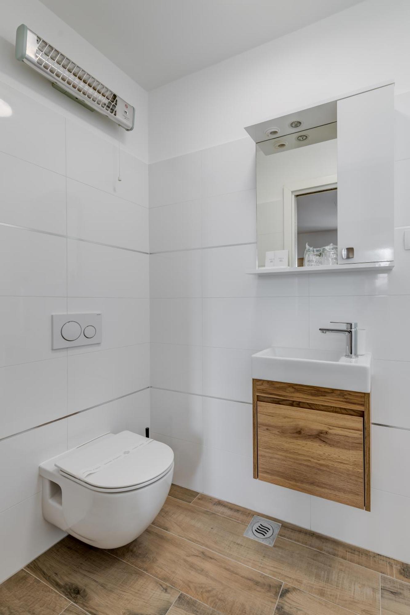 Inmotion Luxury Rooms Split Exterior photo